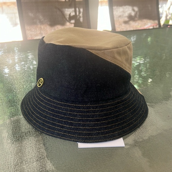 Janessa Leone Everette Bucket Hat - Picture 6 of 12